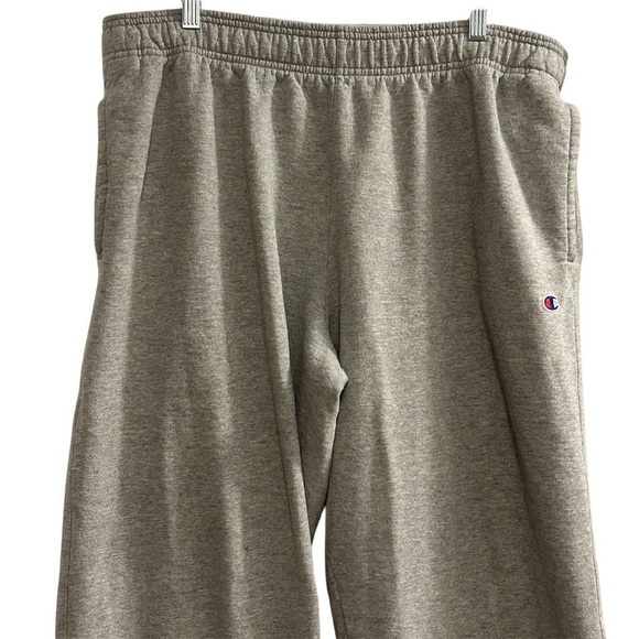 Champion Men's 2XL Gray Jogger Sweatpants Elastic Waist Activewear - Picture 2 of 8